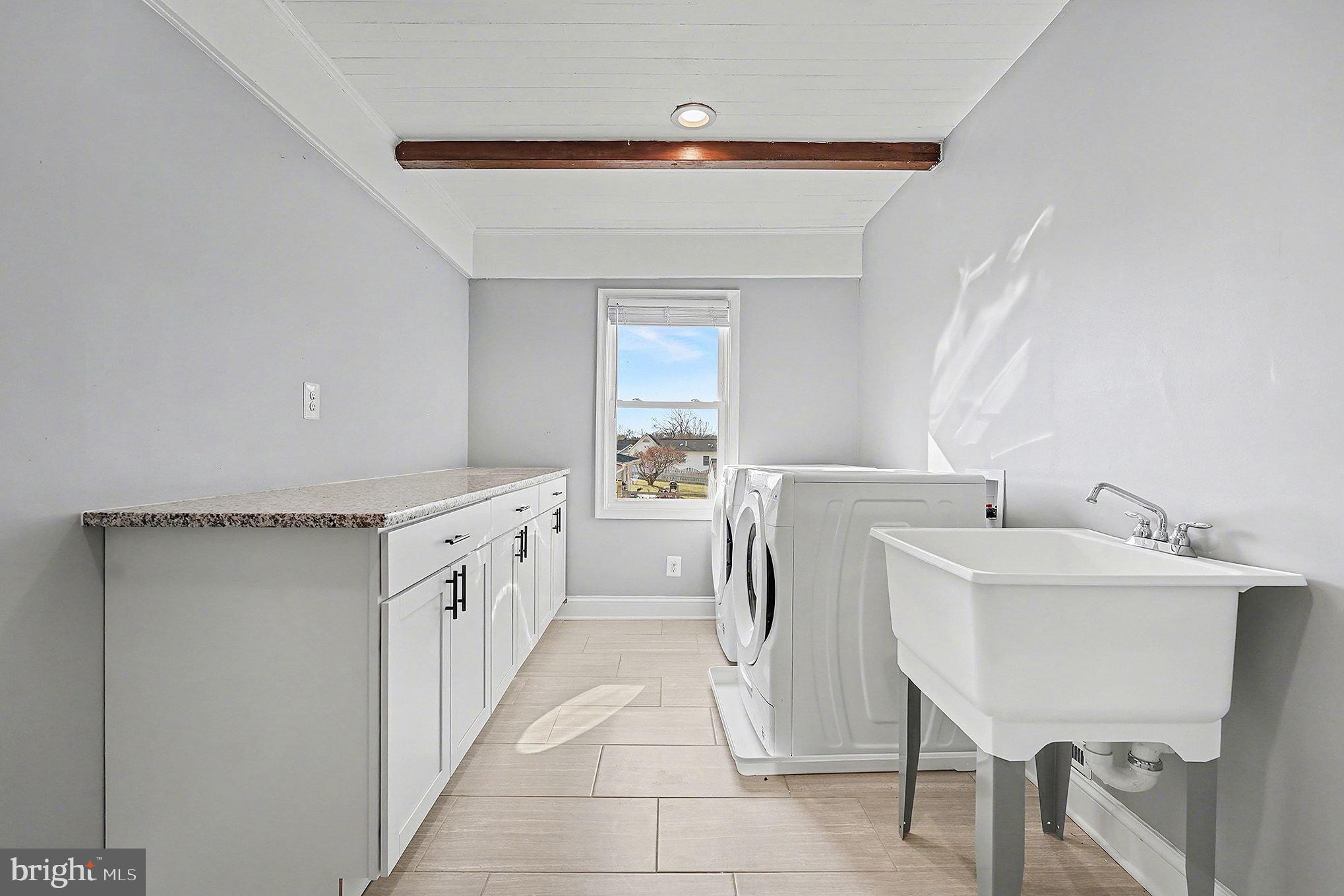 FAIRVIEW VILLAGE - Residential Lease