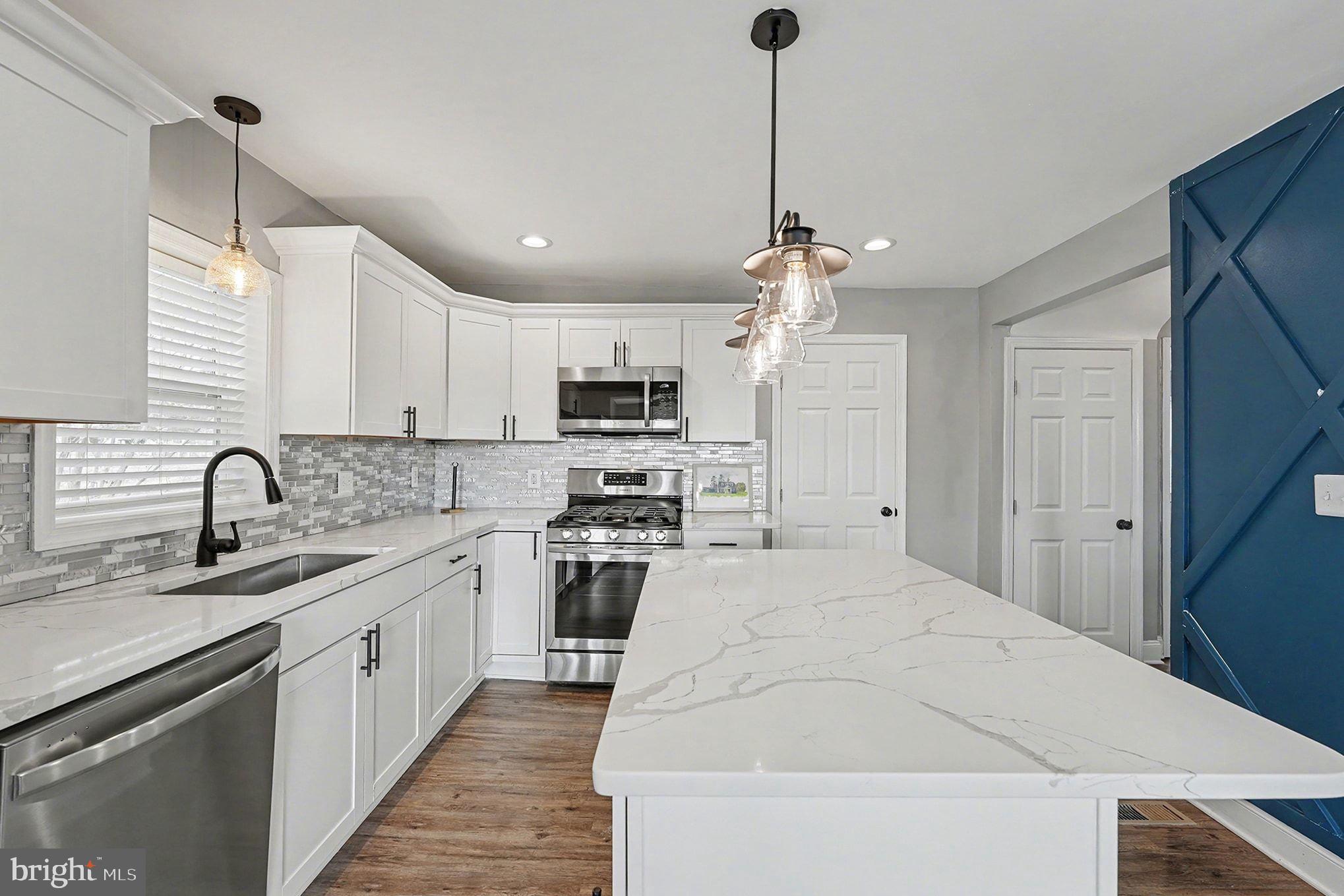 FAIRVIEW VILLAGE - Residential Lease