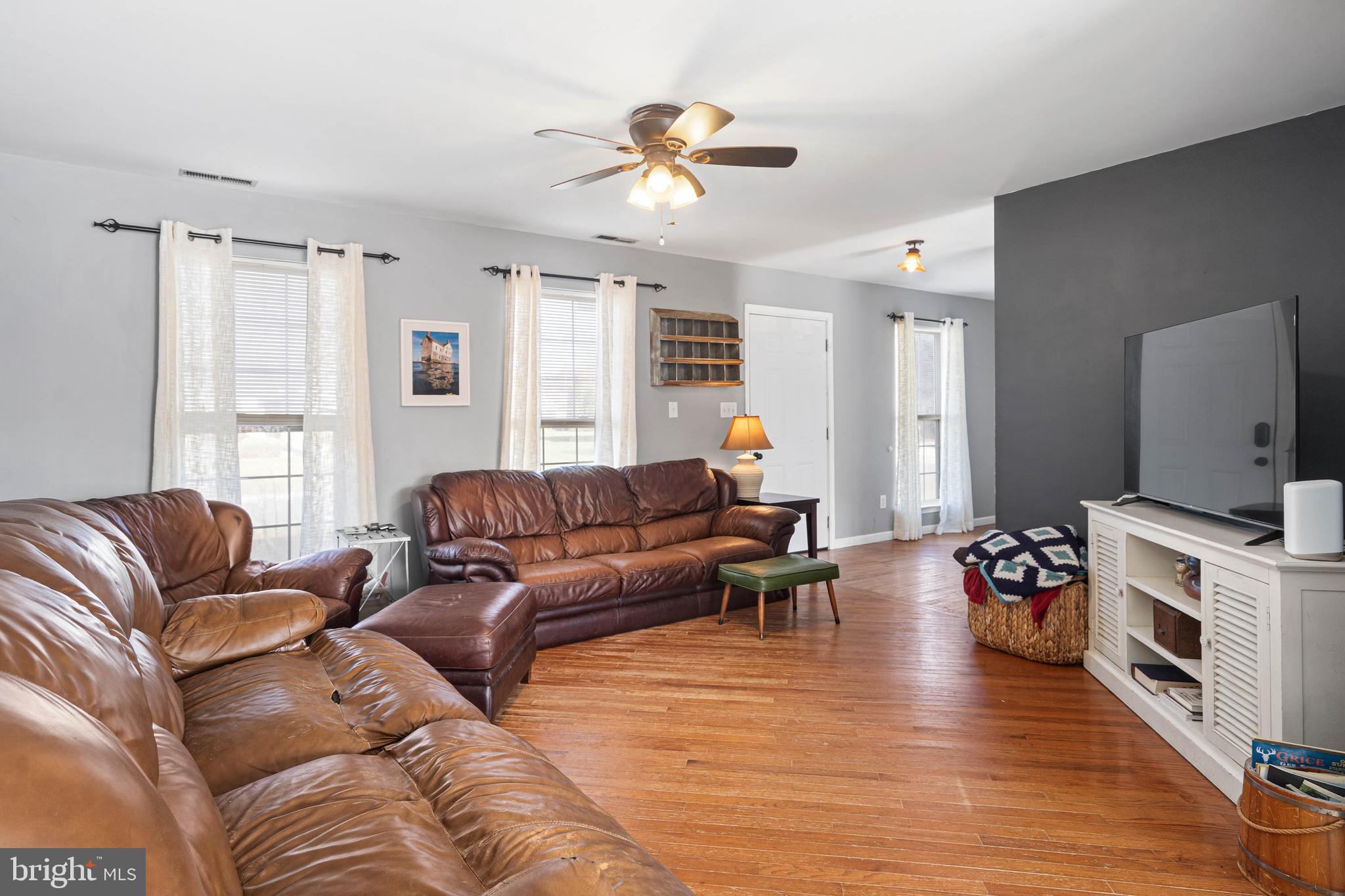 CHIMNEY HILL - Residential