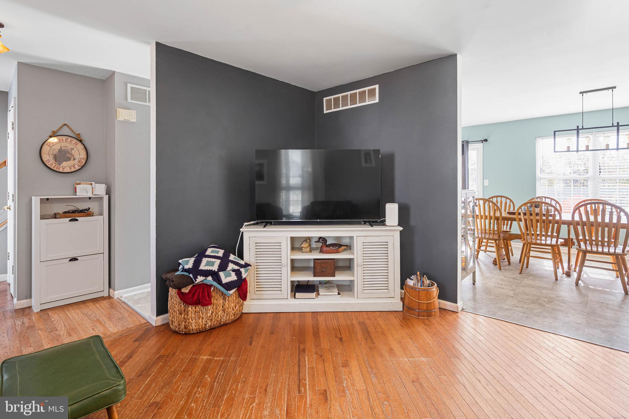 CHIMNEY HILL - Residential