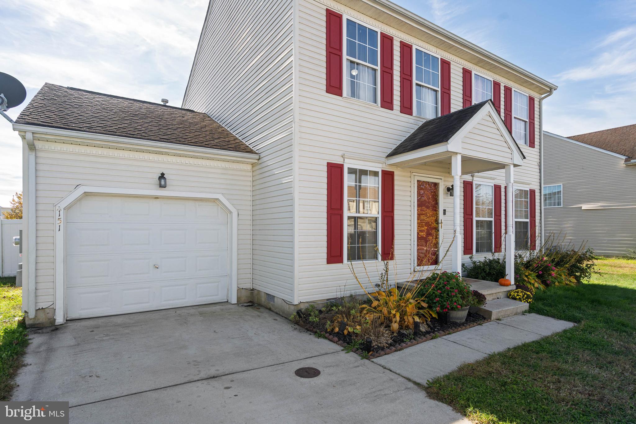 CHIMNEY HILL - Residential