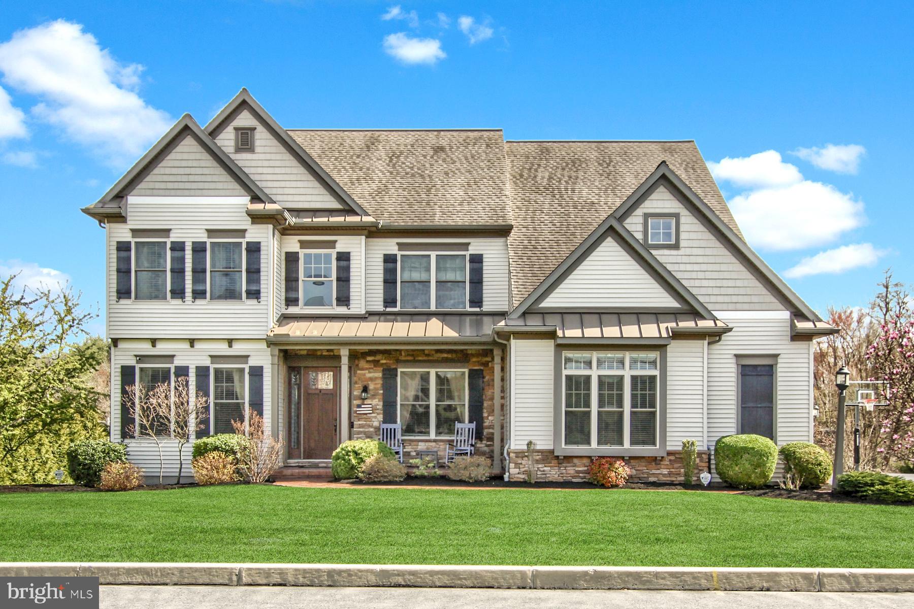 HAWKS LANDING - Residential