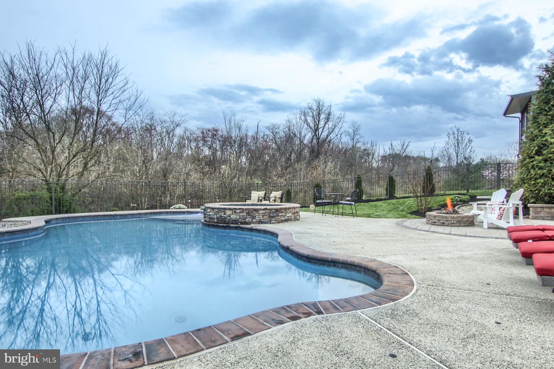 HAWKS LANDING - Residential