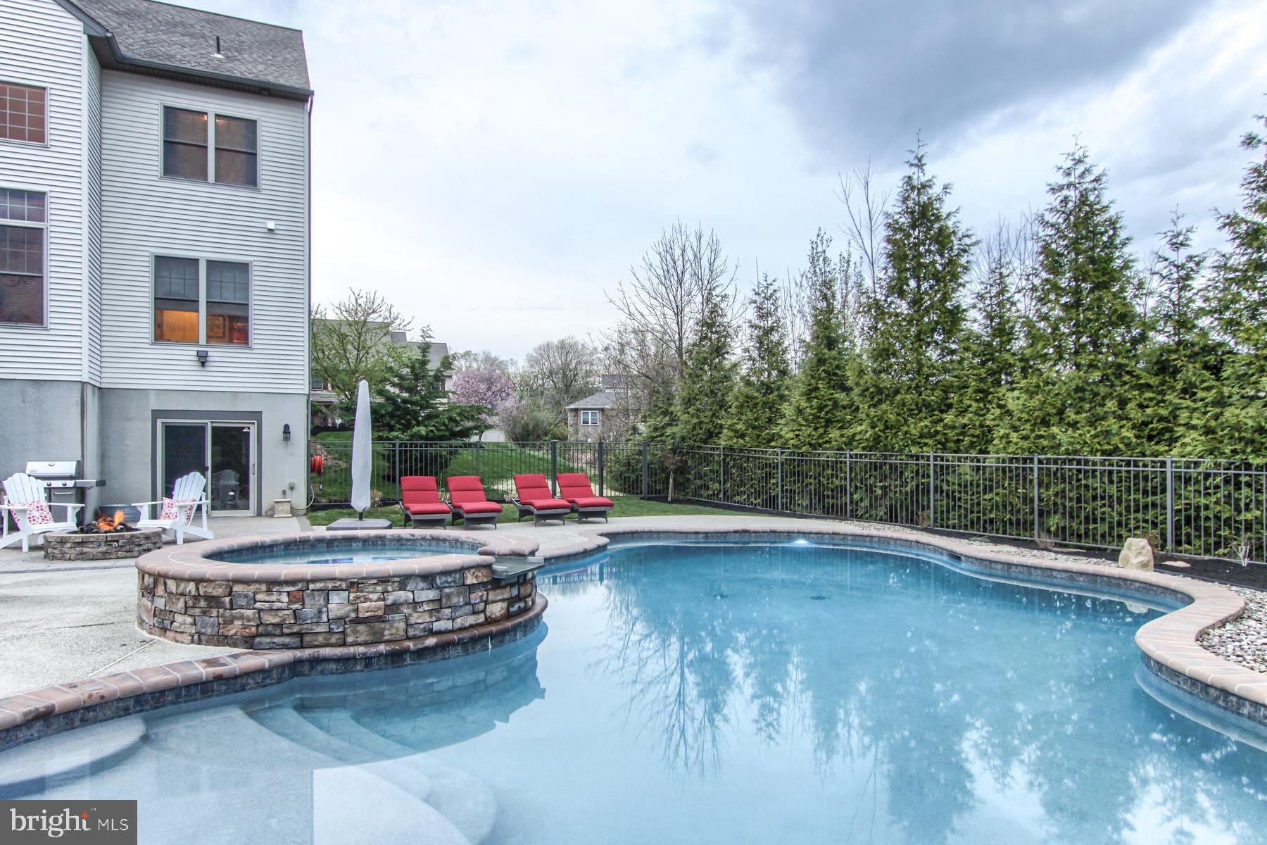 HAWKS LANDING - Residential