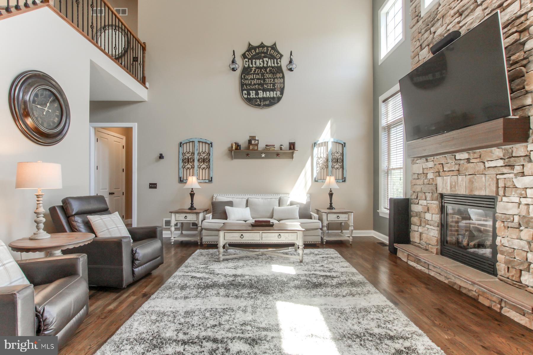 HAWKS LANDING - Residential