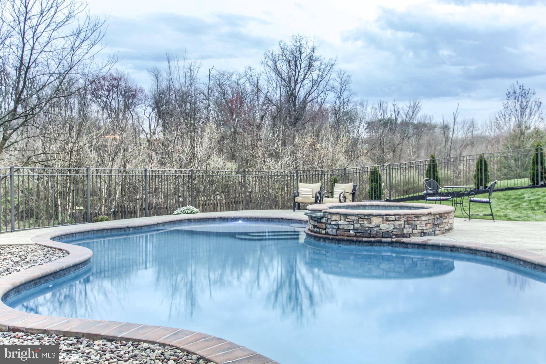 HAWKS LANDING - Residential