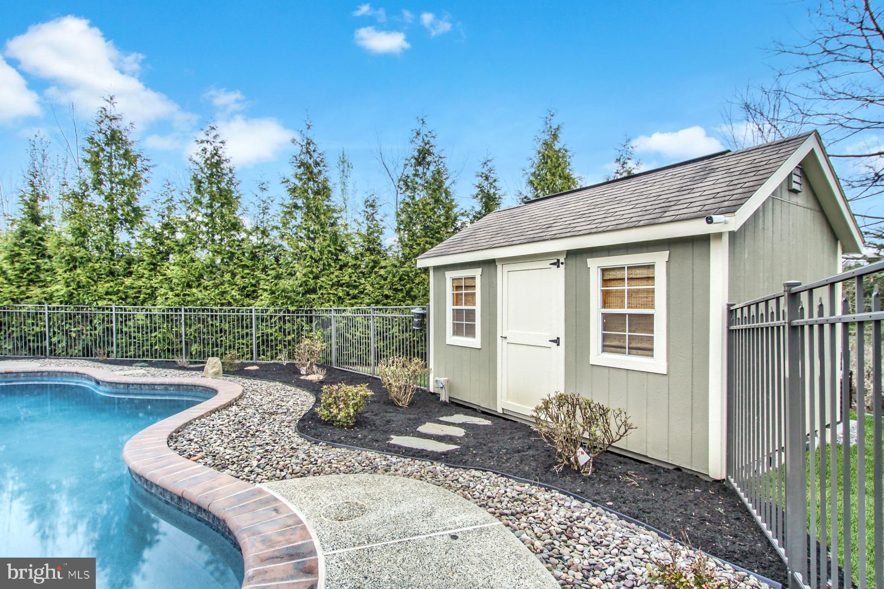 HAWKS LANDING - Residential