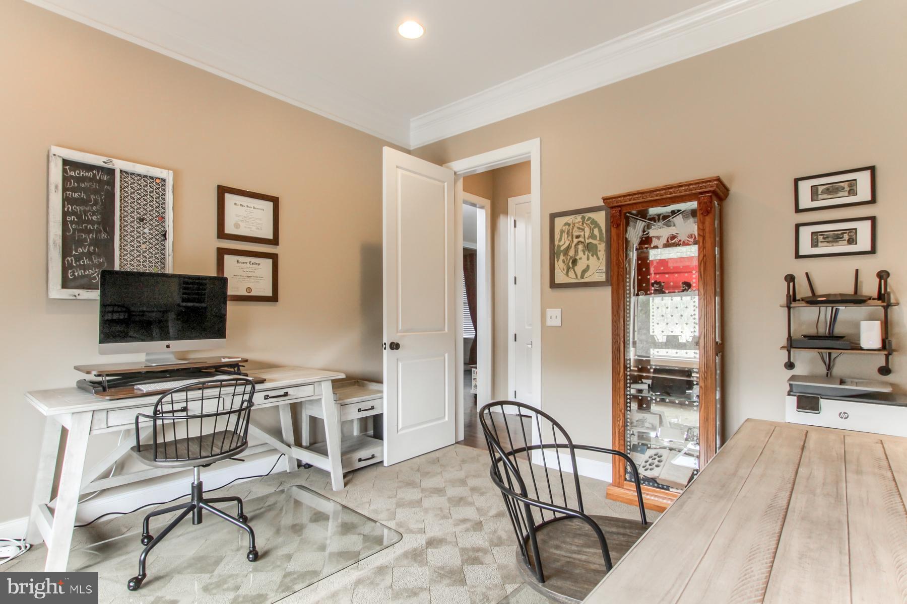 HAWKS LANDING - Residential