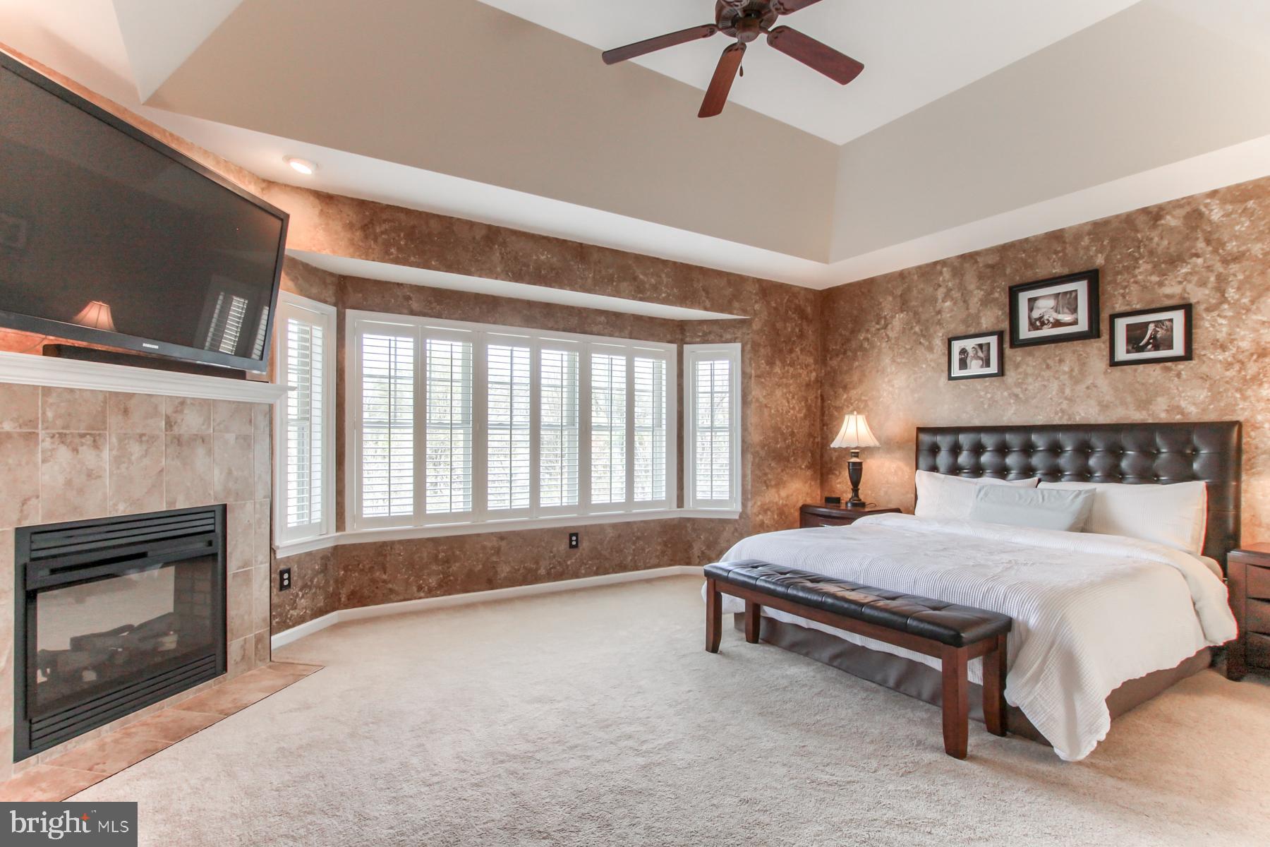 HAWKS LANDING - Residential