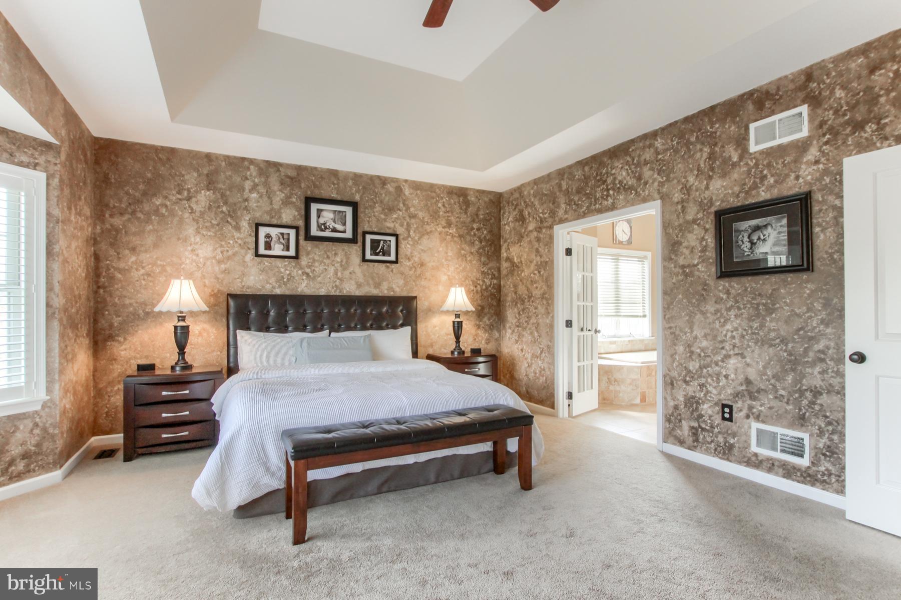 HAWKS LANDING - Residential