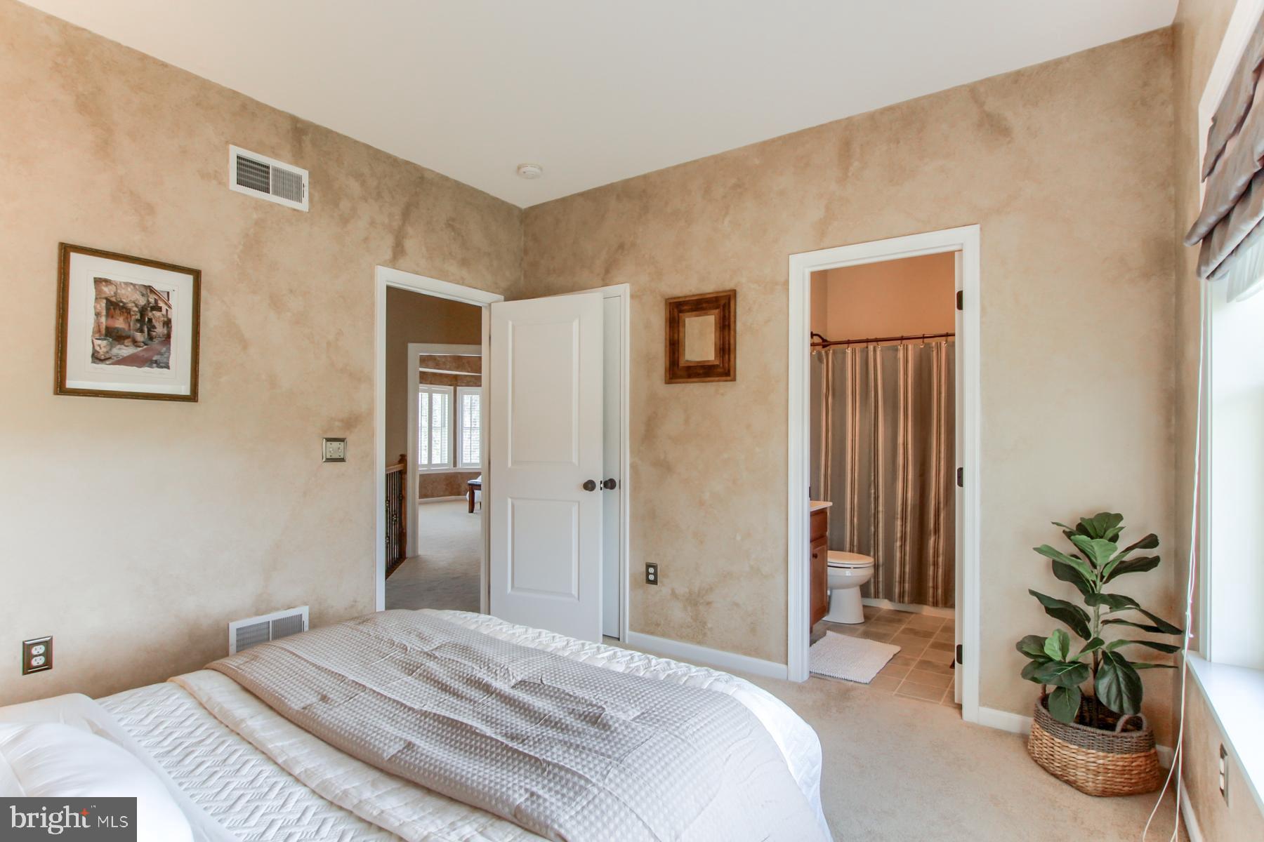 HAWKS LANDING - Residential