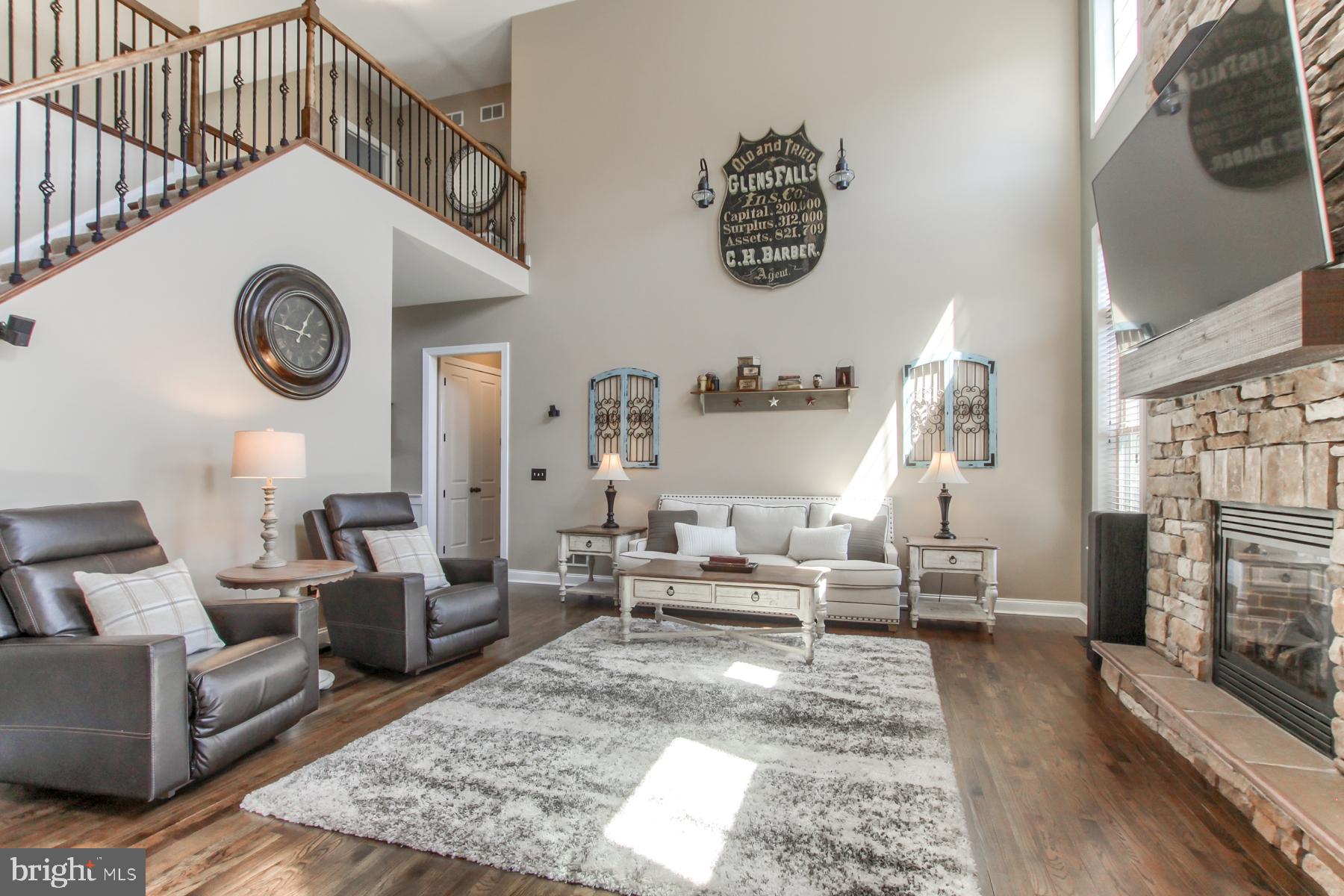 HAWKS LANDING - Residential