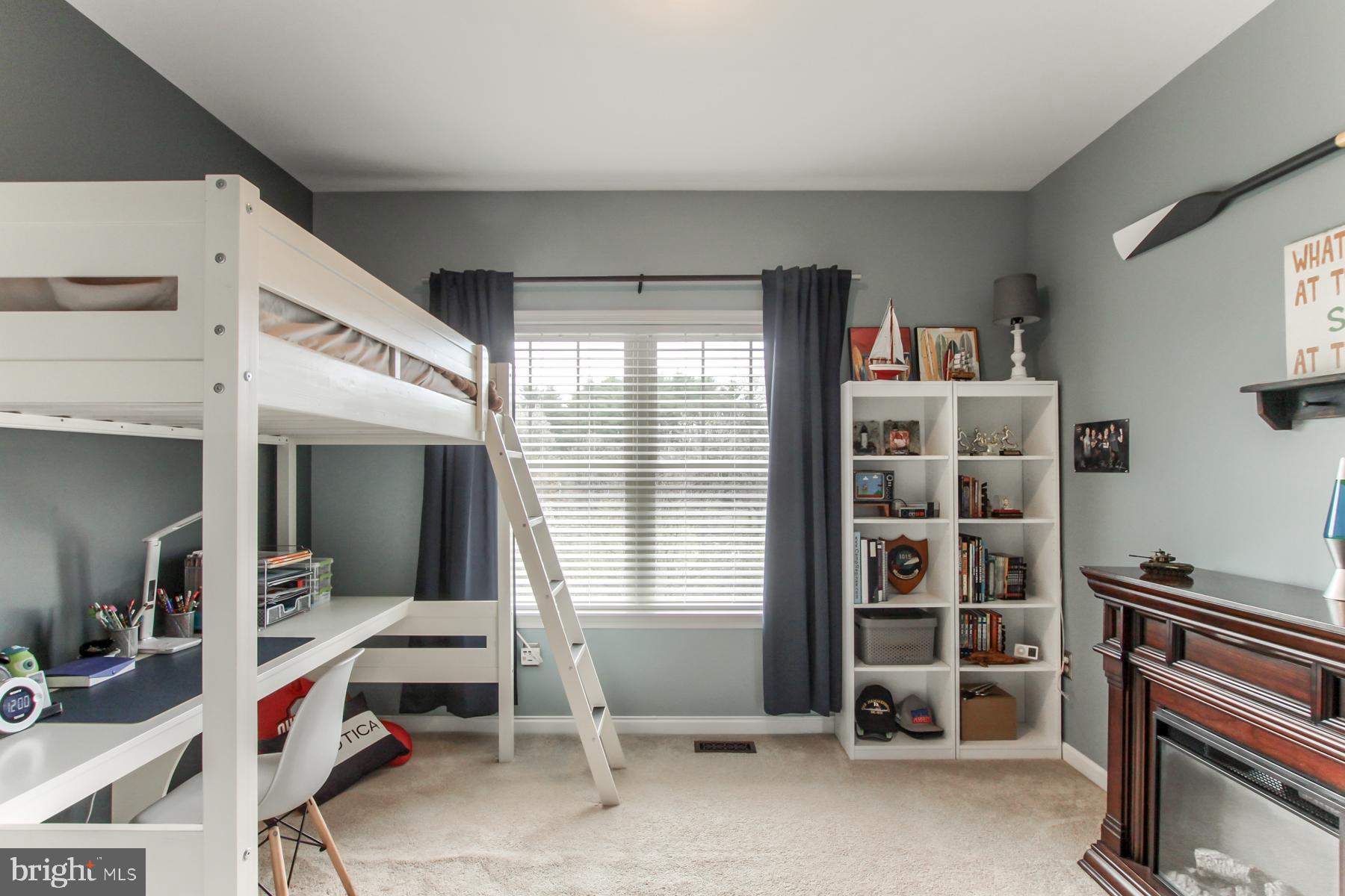 HAWKS LANDING - Residential