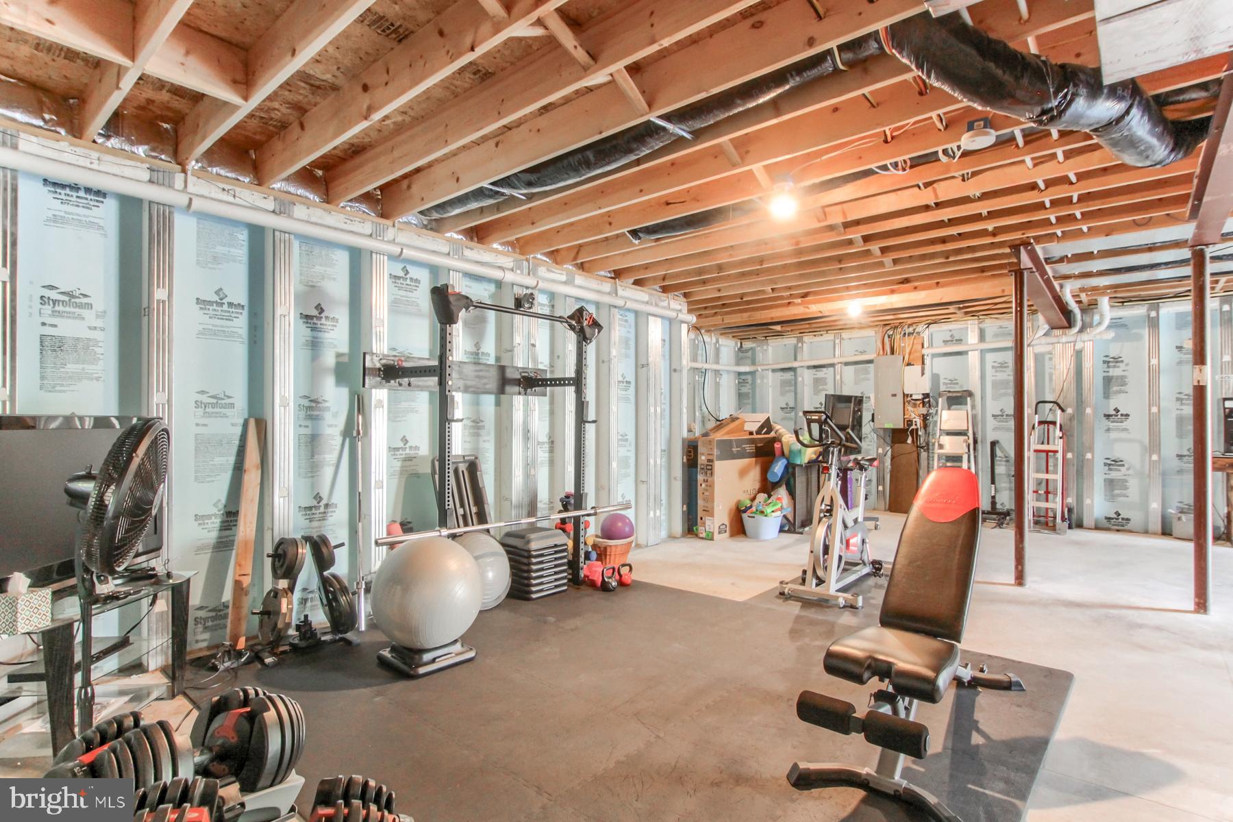 HAWKS LANDING - Residential