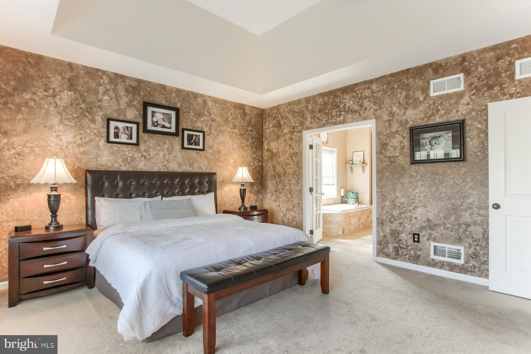 HAWKS LANDING - Residential