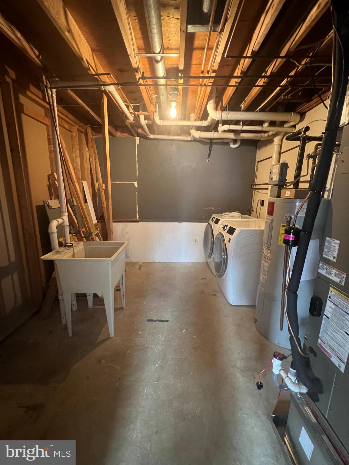 MONTPELIER WOODS - Residential