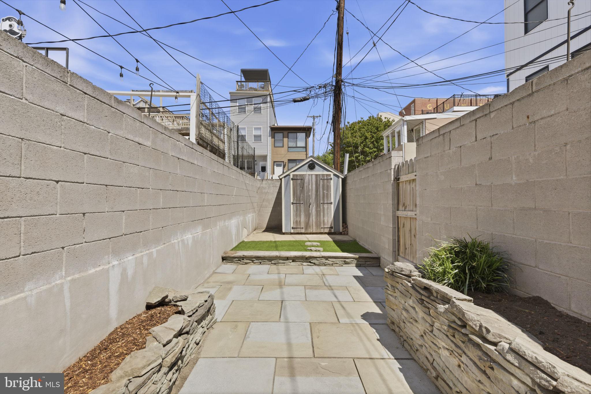 CANTON - Residential