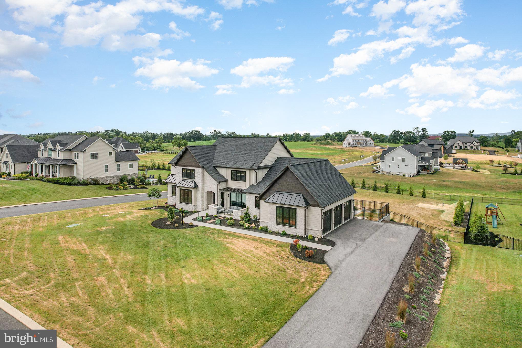 GLENDALE ESTATES - Residential