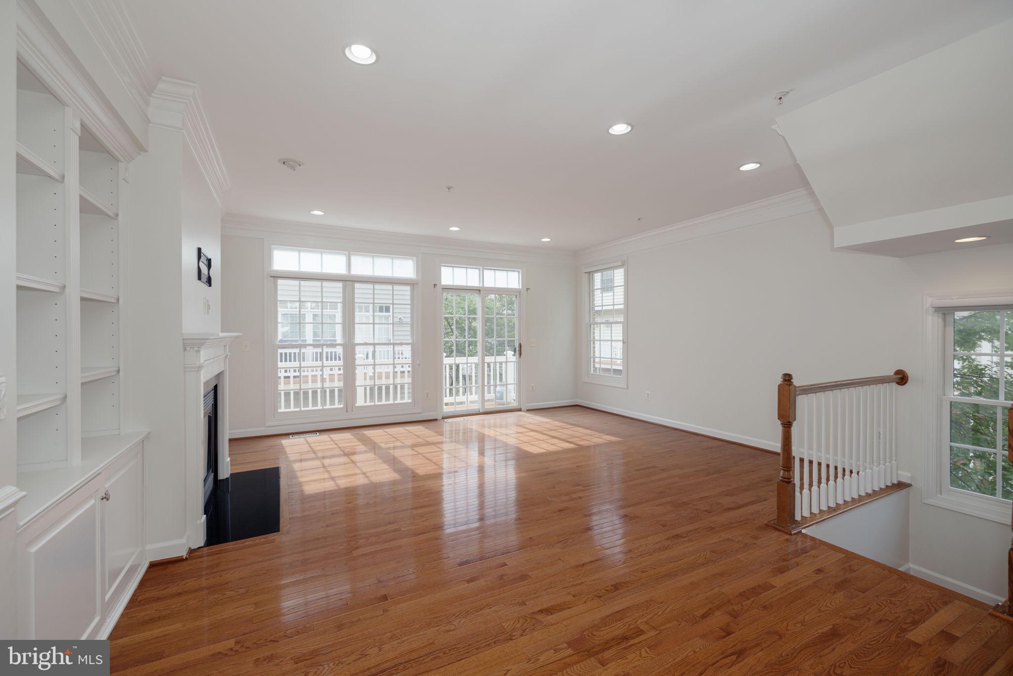 CAMERON STATION - Residential Lease