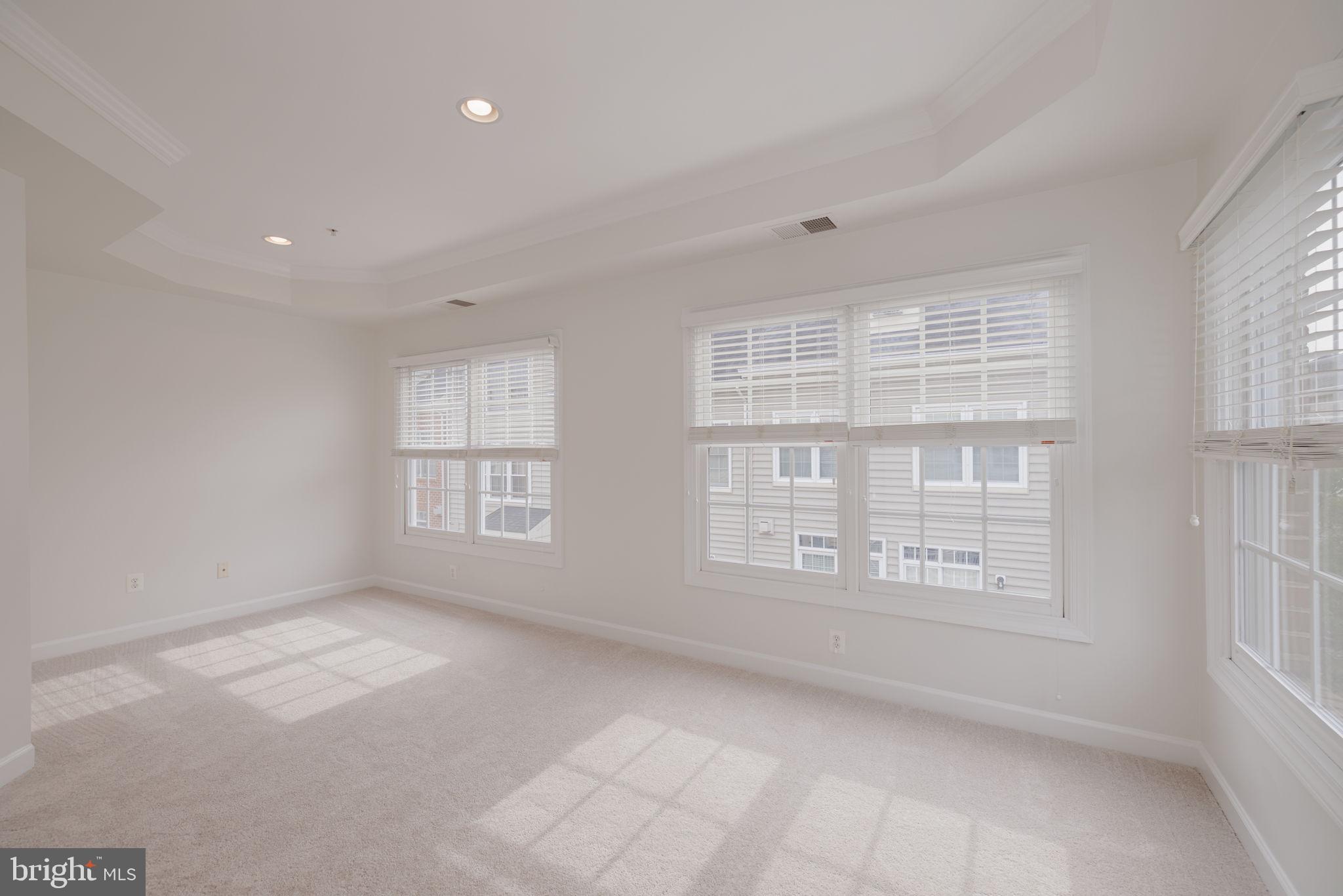 CAMERON STATION - Residential Lease