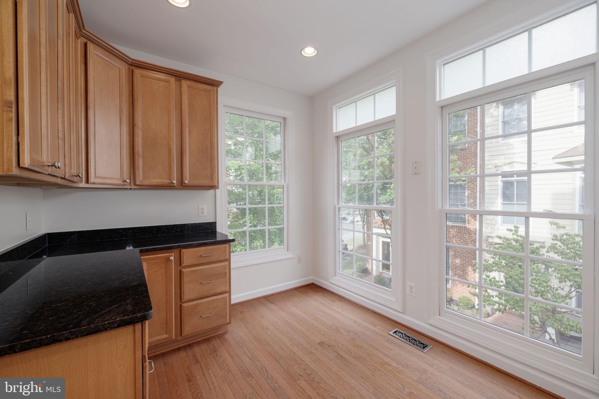 CAMERON STATION - Residential Lease