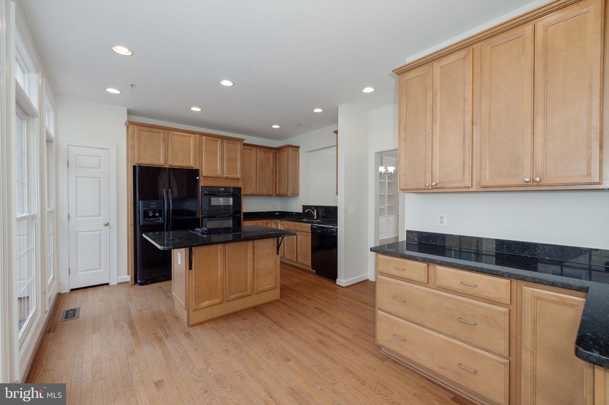 CAMERON STATION - Residential Lease