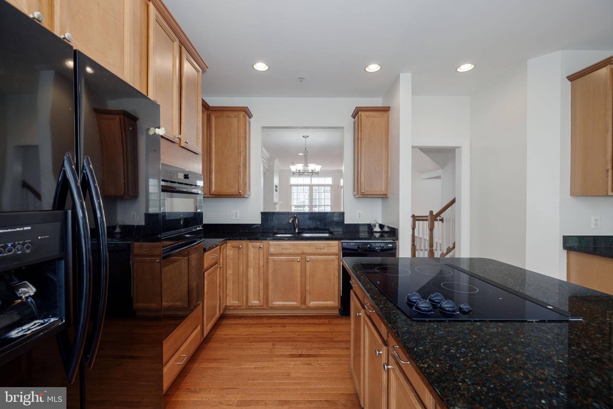 CAMERON STATION - Residential Lease