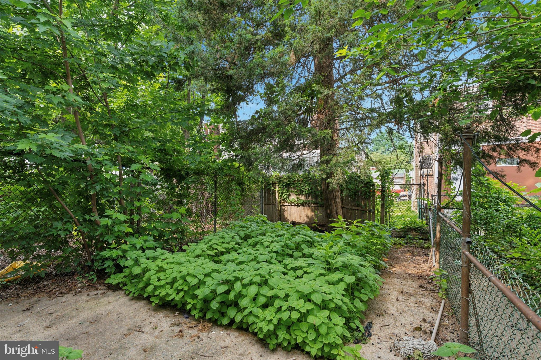 FRANKFORD - Residential