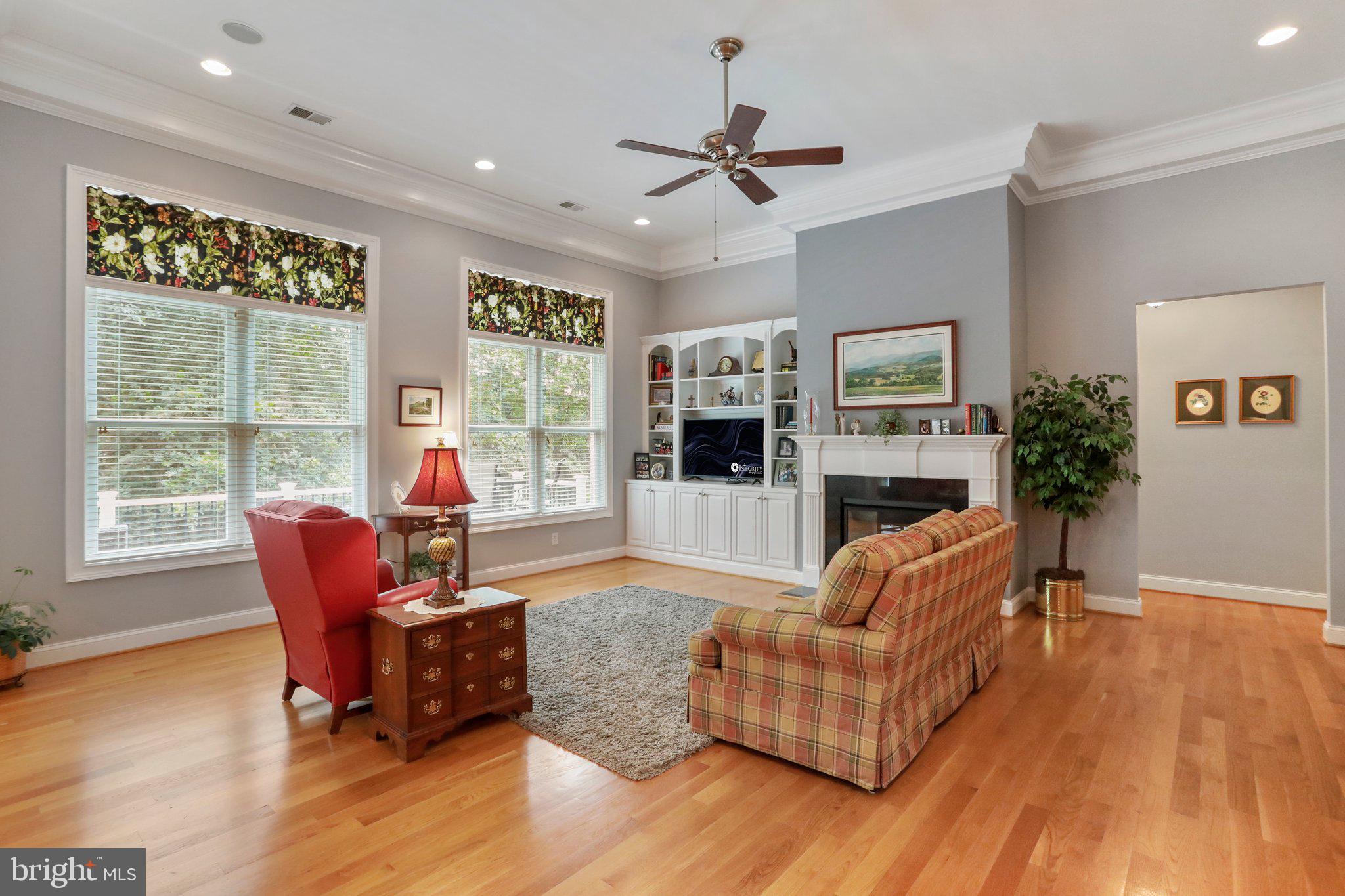 289 RELIANCE WOODS DRIVE