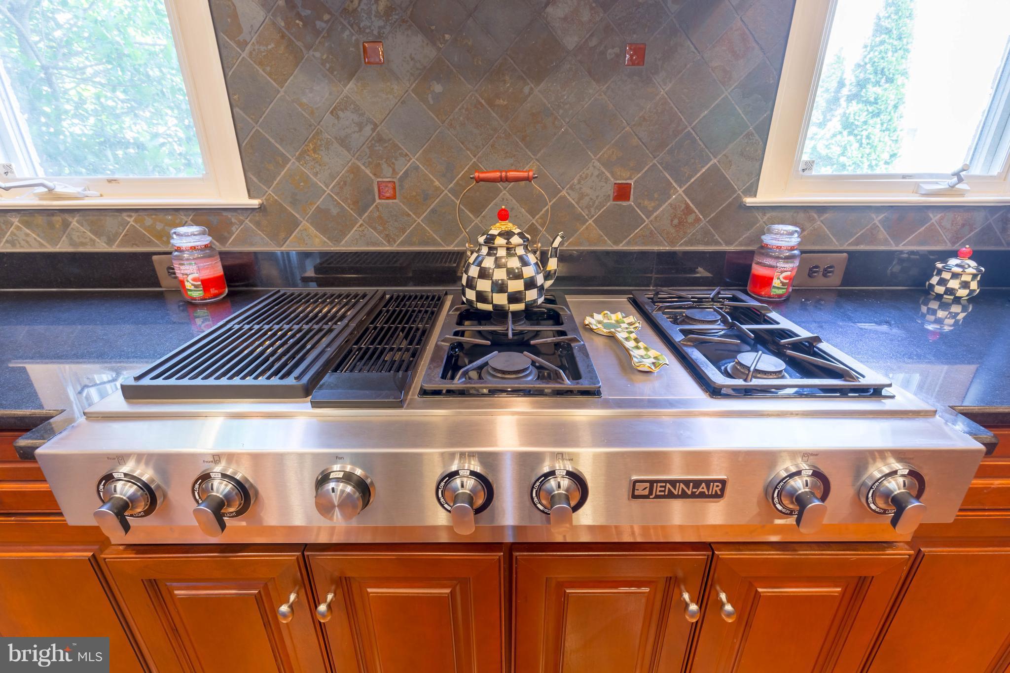 BRAMBLETON - Residential