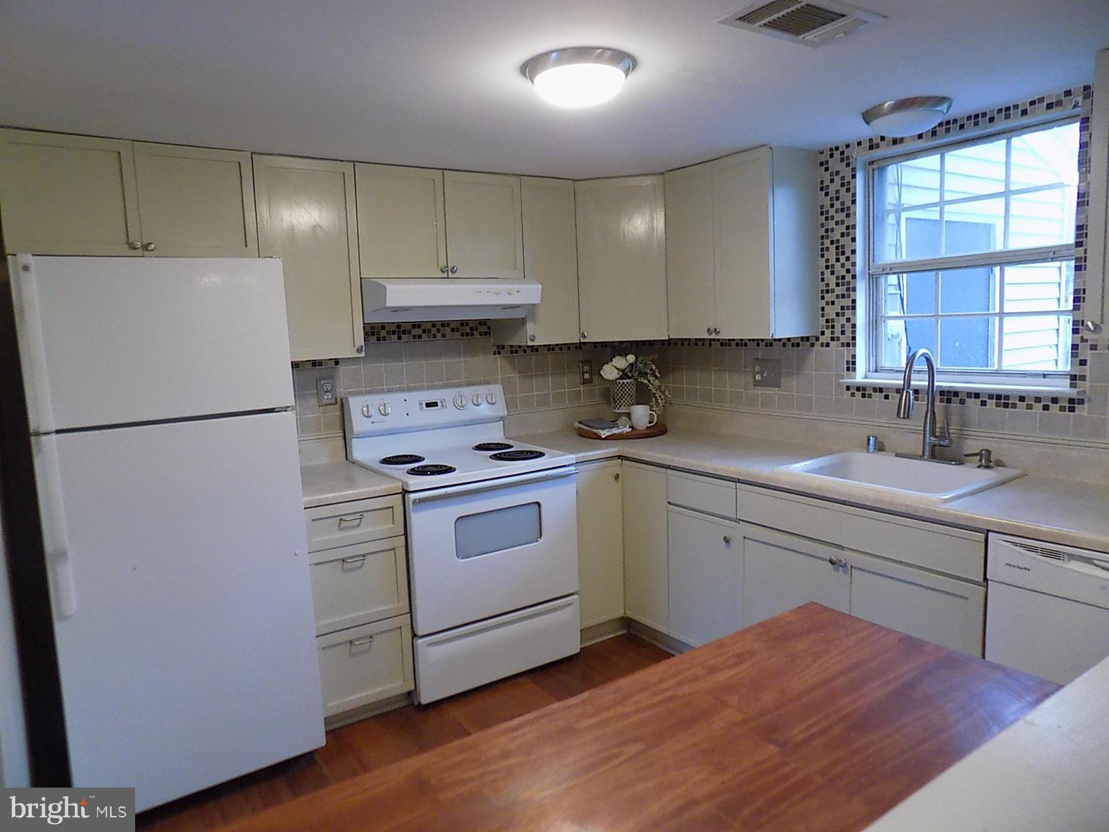 ST CHARLES SUB - WAKEFIELD - Residential