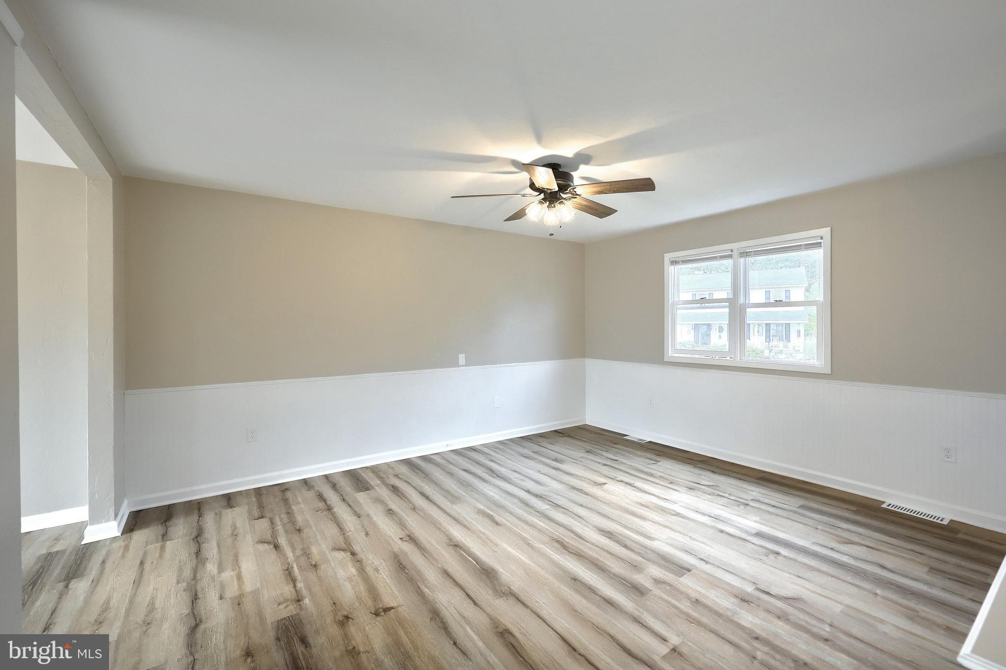 3110 PINEVIEW DRIVE
