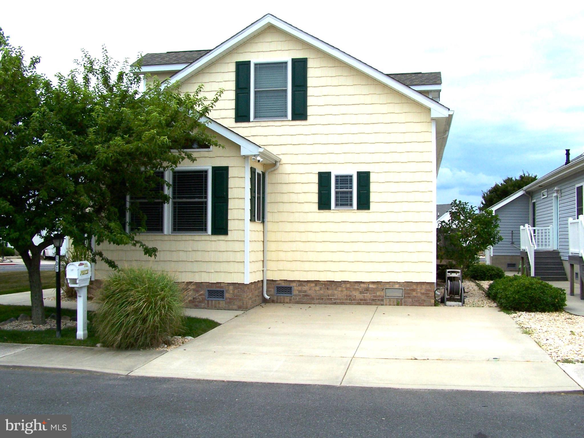 MONTEGO BAY - Residential