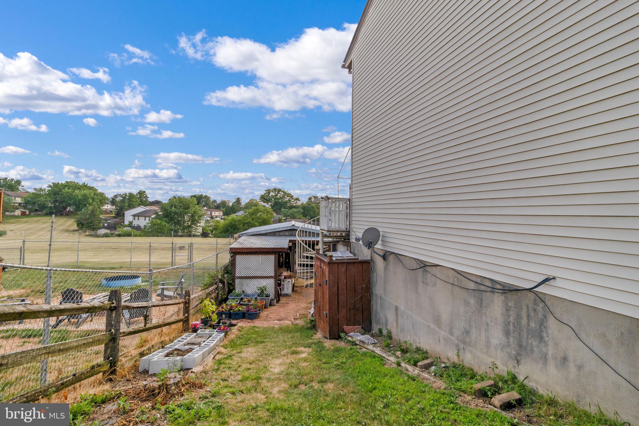 WESTFIELD - Residential