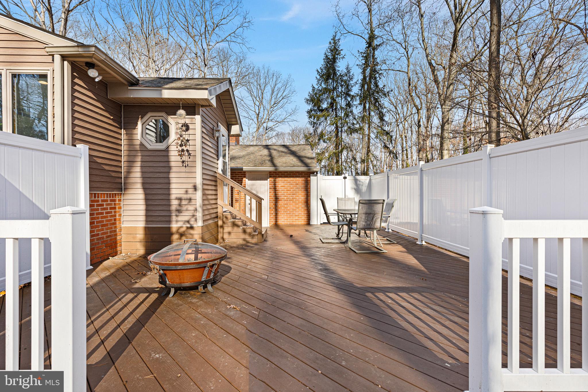 KINGSTON ACRES - Residential