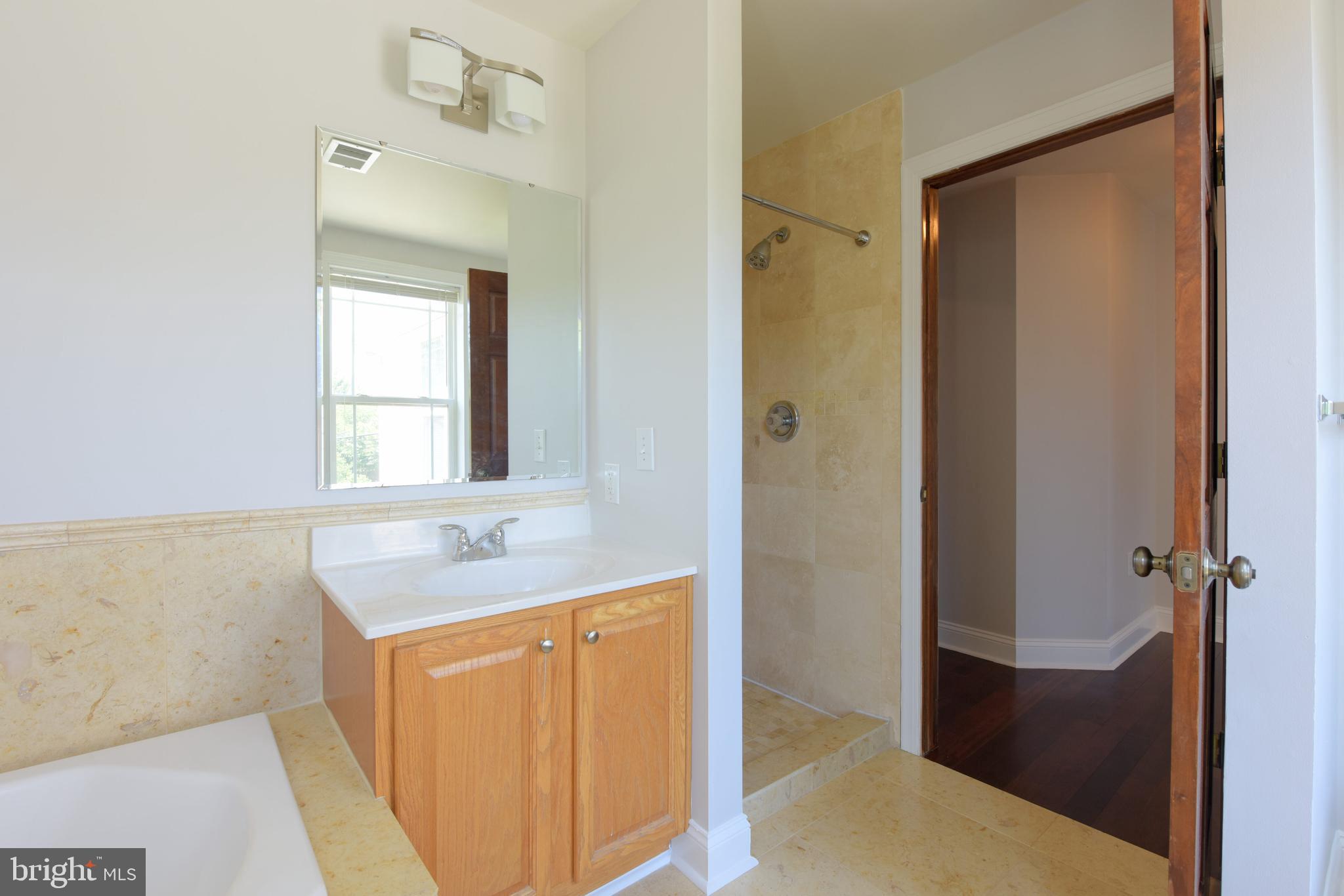 DOUGLAS PARK - Residential Lease