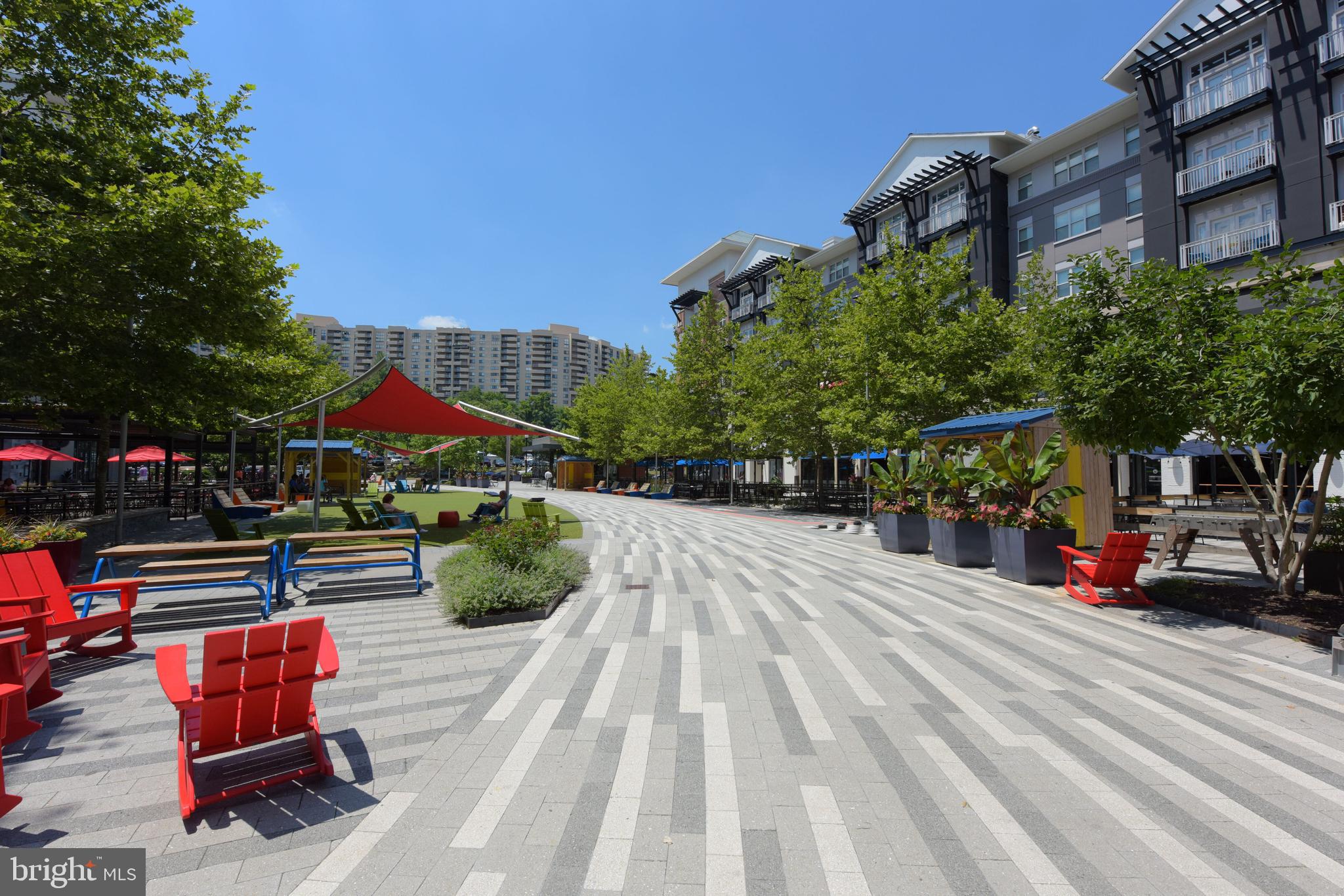 DOUGLAS PARK - Residential Lease