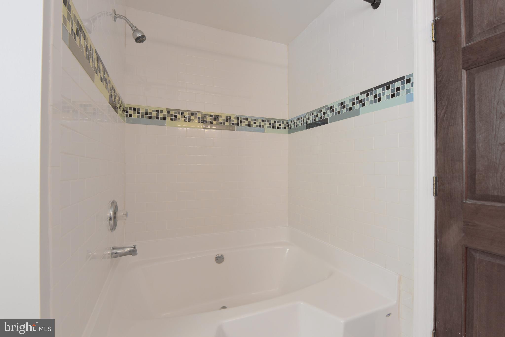 DOUGLAS PARK - Residential Lease