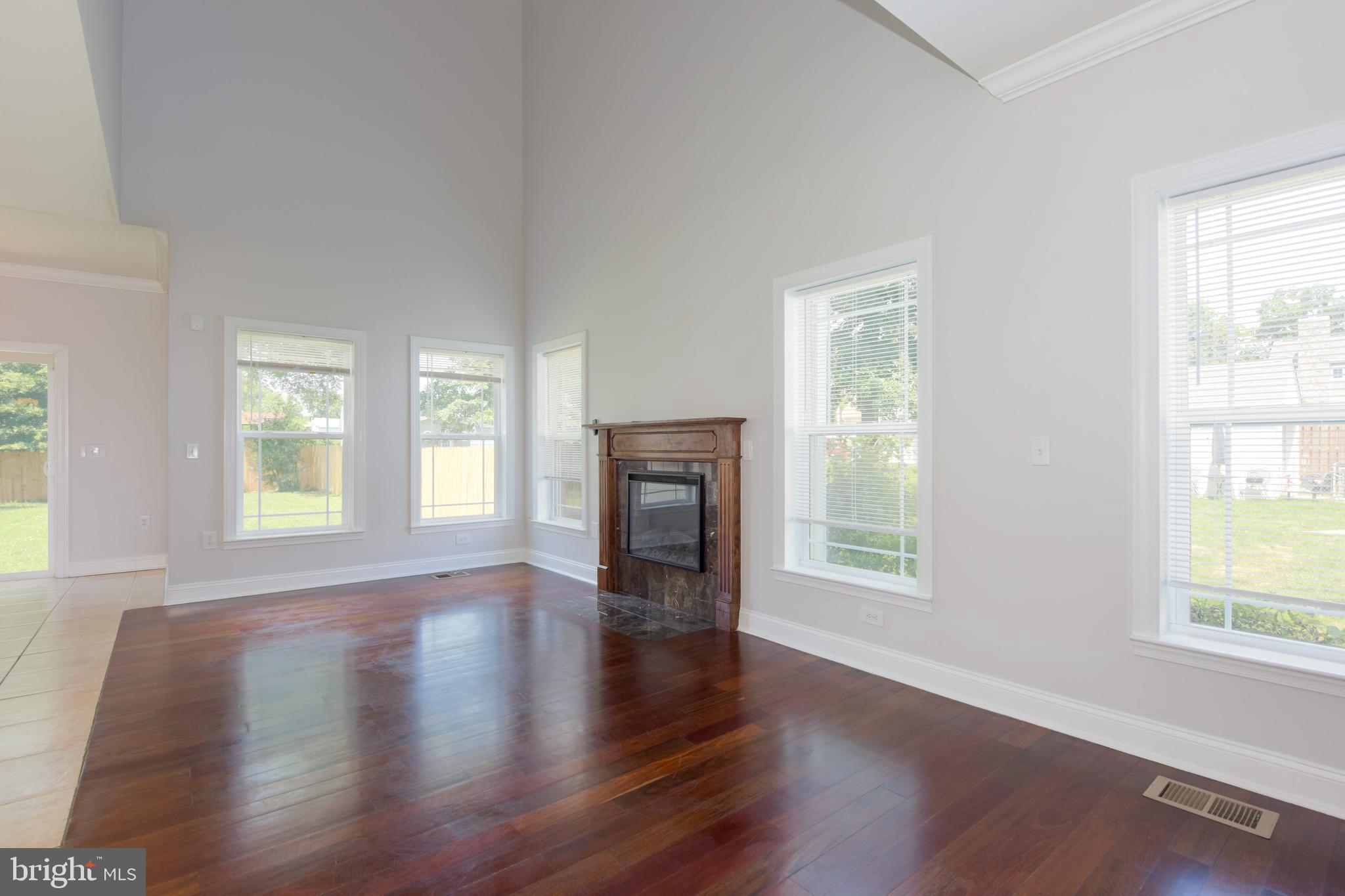 DOUGLAS PARK - Residential Lease