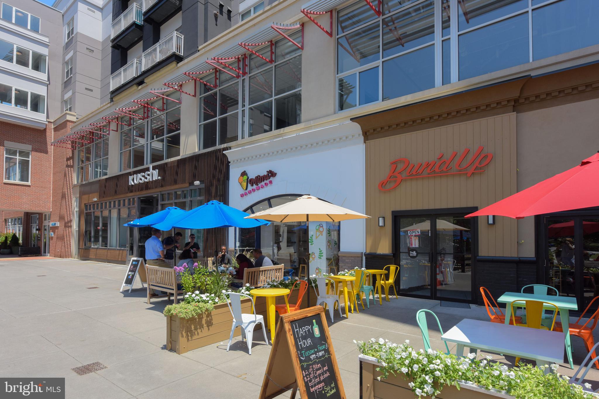 DOUGLAS PARK - Residential Lease