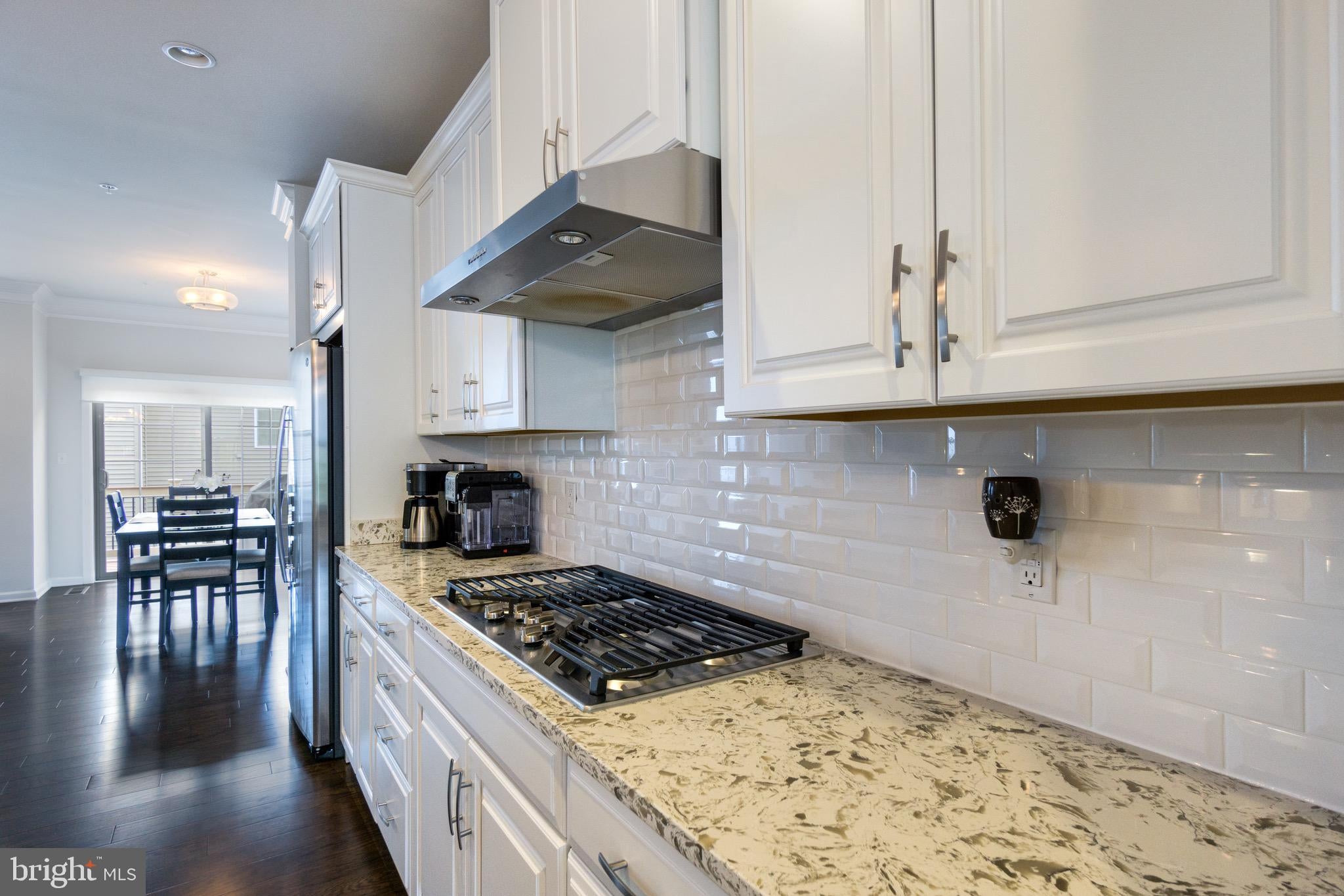 22503 NAUGATUCK SQUARE