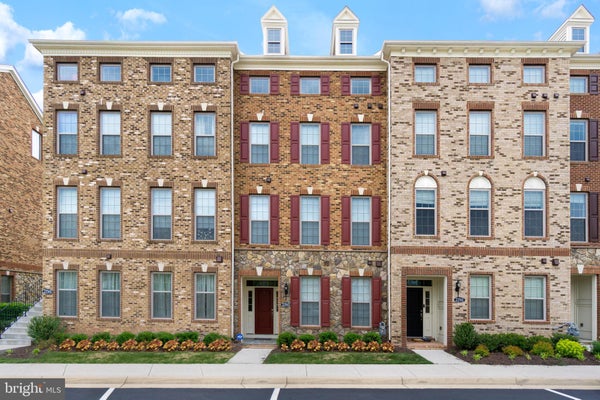 22503 NAUGATUCK SQ, ASHBURN, VA 20148 - Image 01ef1c2e34275d7b5dc9e8a278ecf6a4/895811561