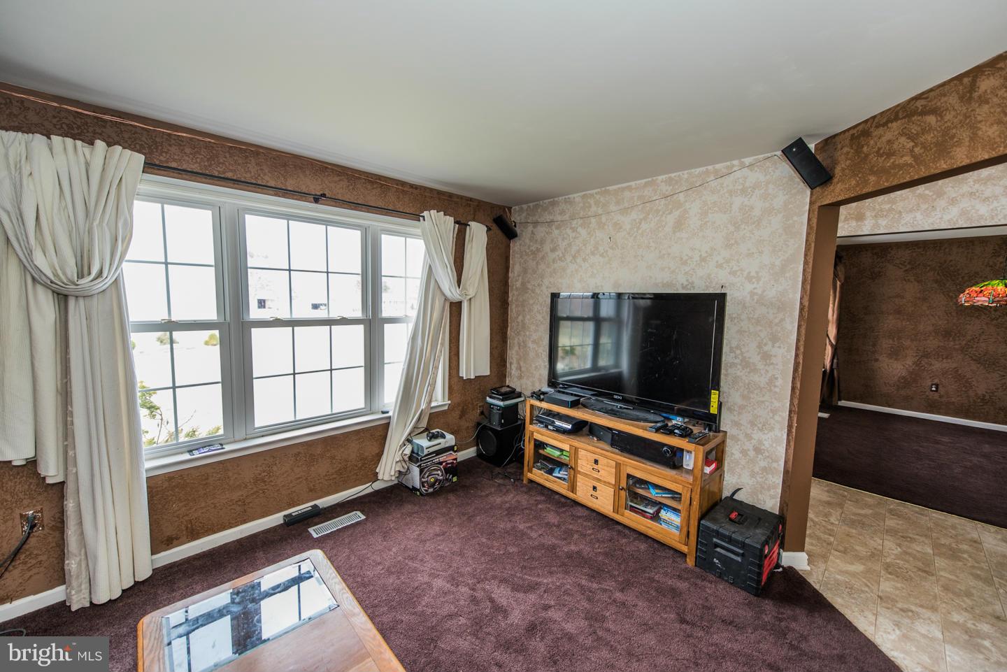 SWAN POND - Residential