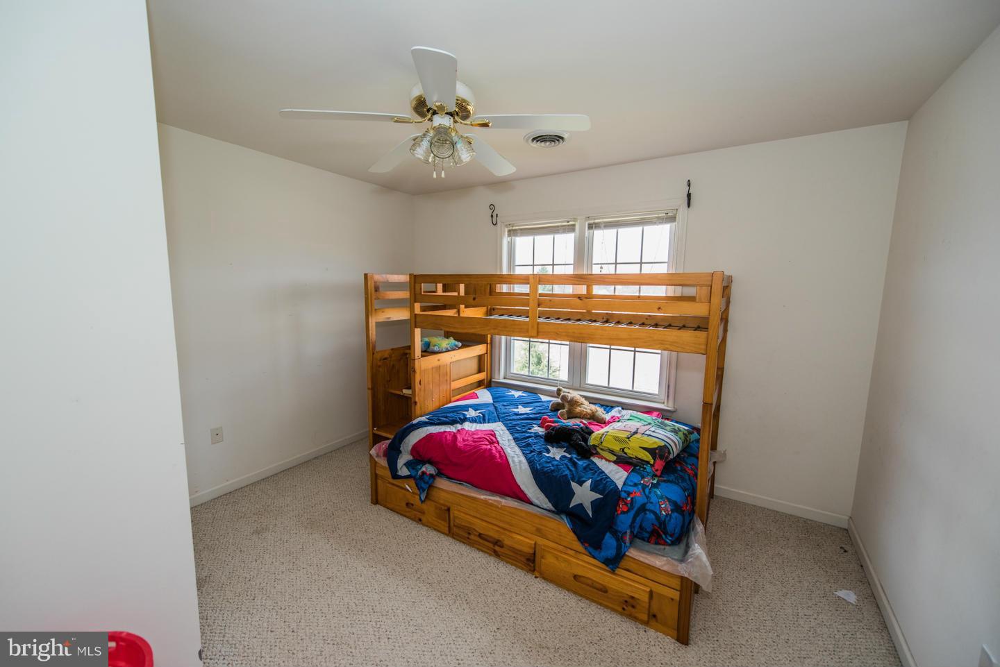 SWAN POND - Residential