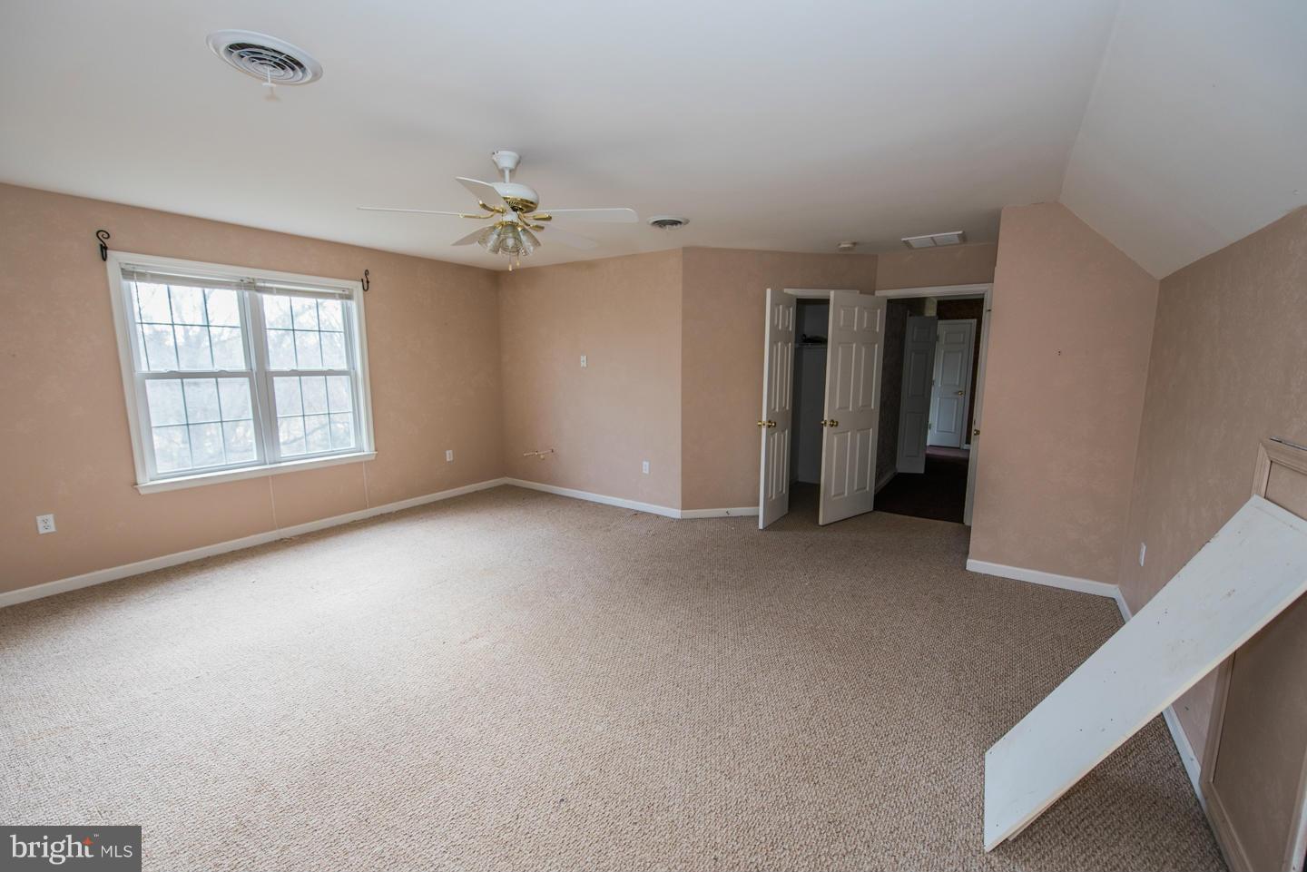 SWAN POND - Residential