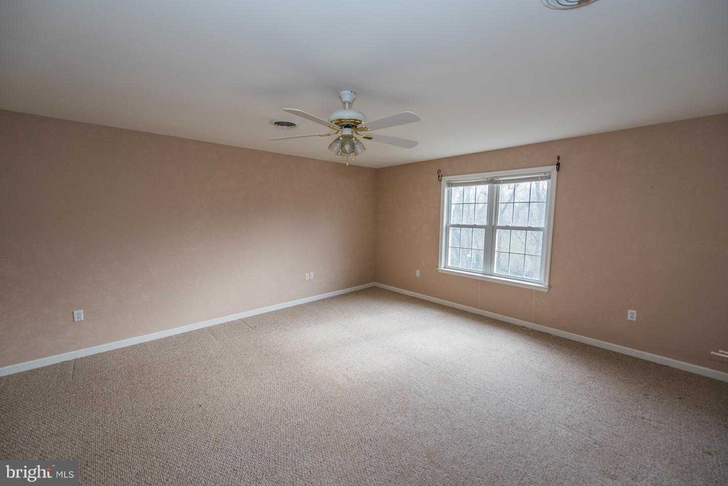 SWAN POND - Residential