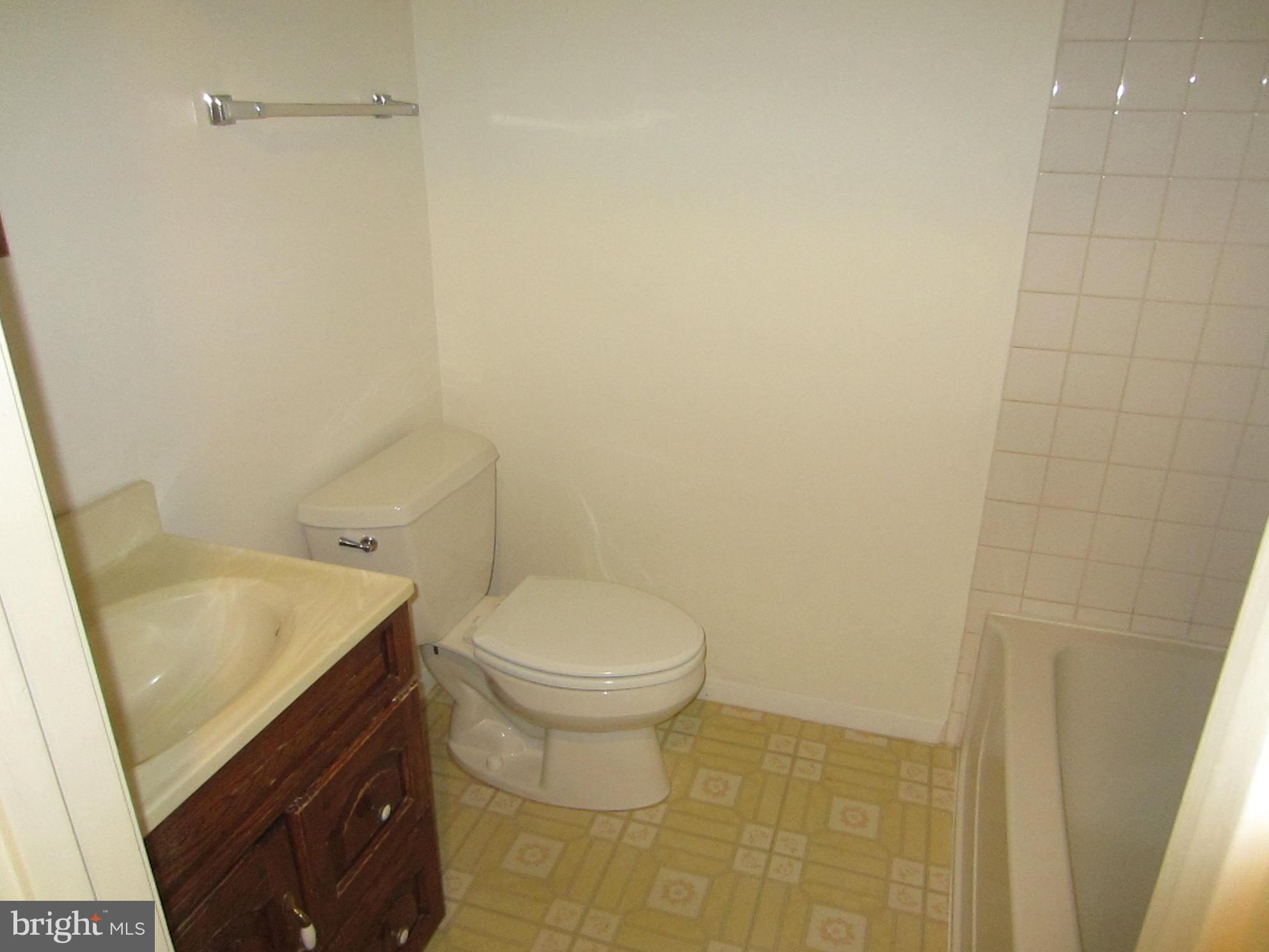 WOODSTONE - Residential Lease