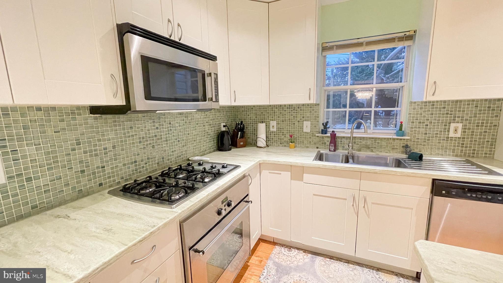 FERNSHIRE FARMS - Residential Lease