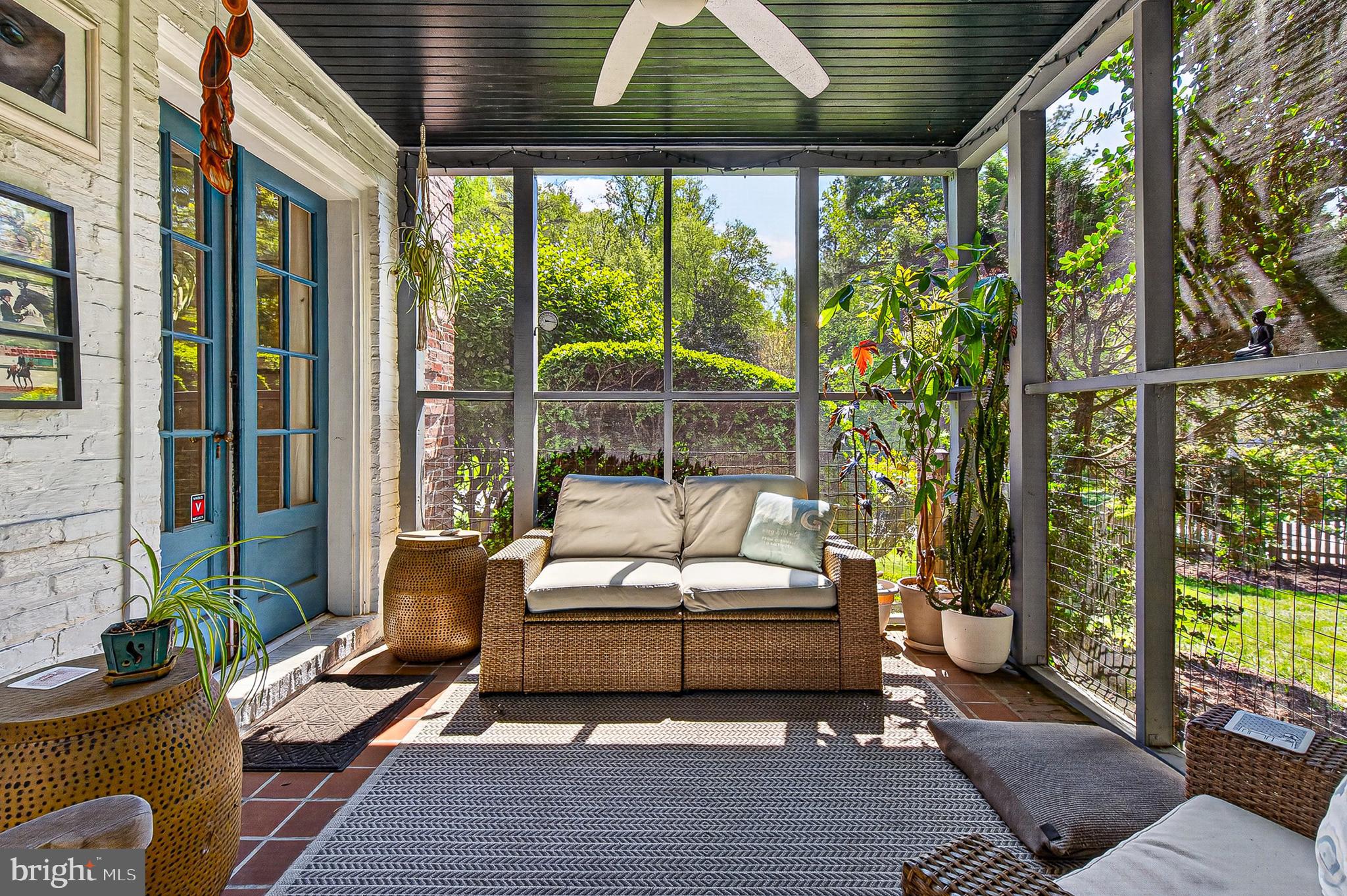 POPLAR HILL - Residential