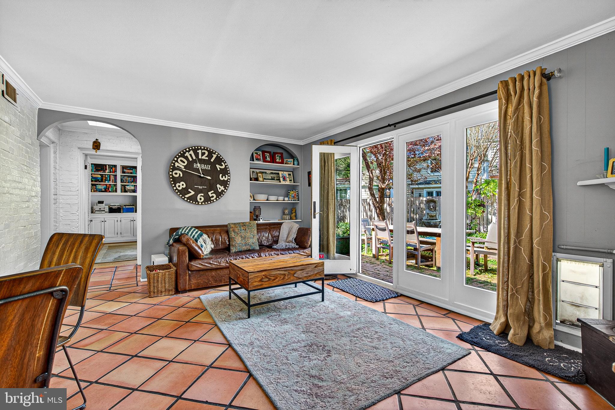 POPLAR HILL - Residential